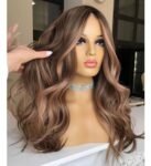 Blossombel 100% Joods haar - Europese Remy hair - Pruik- met bruine highlights-balayage style - 13x4 lace front