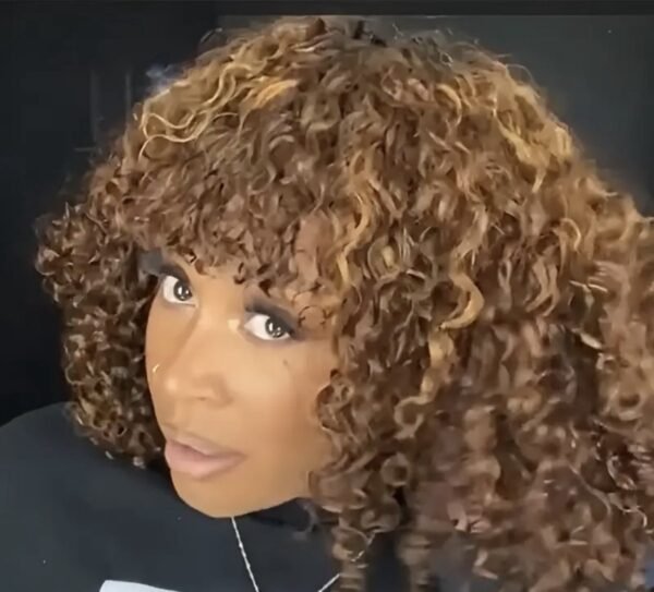 Blossombel Vietnamese waterwave human hair pruik, bruin met karamel highlights - 99J 12A - fringes 12"